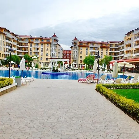 Hotel de apartamente Studio Kris Royal Sun *