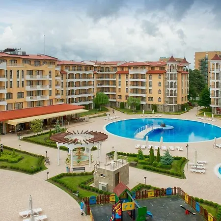 Hotel de apartamente Studio Kris Royal Sun *