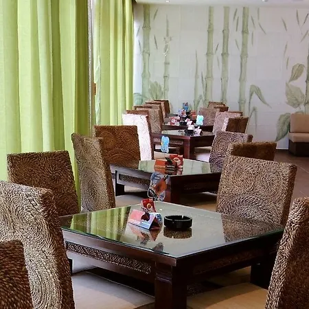 Studio Kris Royal Sun Hotel de apartamente *