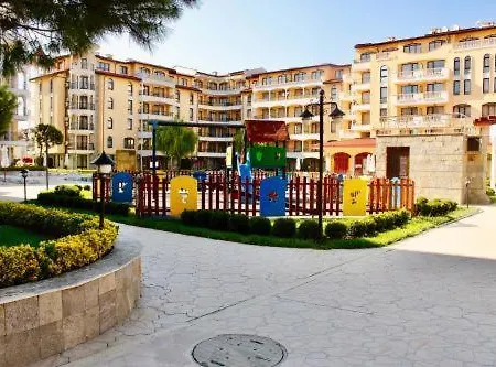 Hotel apartamentowy Studio Kris Royal Sun