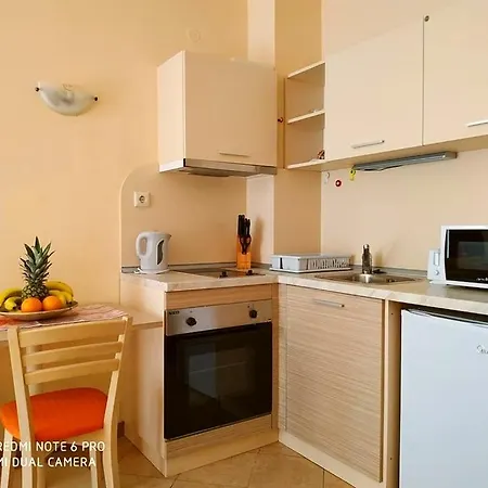 Hotel apartamentowy Studio Kris Royal Sun *